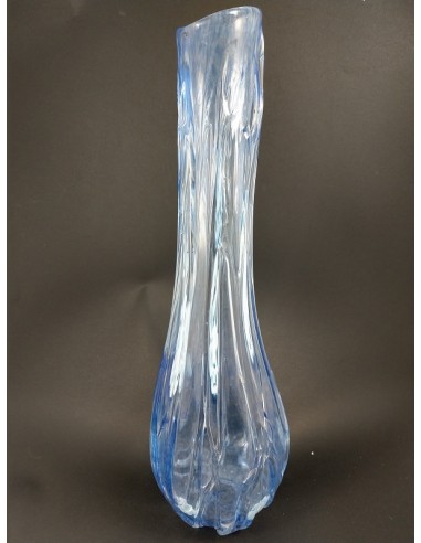 Vaso in vetro di Murano con colore azzurro - THE GLASS CATHEDRAL SANTA CHIARA