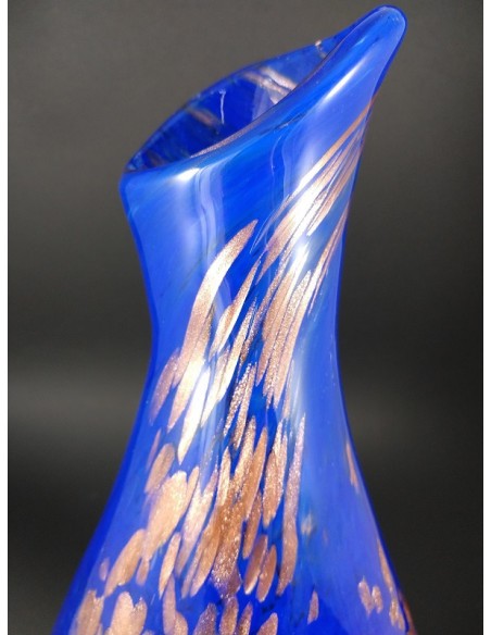 Vaso blu vetro di Murano con inclusioni bronzo h 37 cm - The Glass Cathedral Santa Chiara