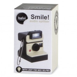 Sdoppiatore audio e portachiavi con luce led - SMILE! by BALVI 2